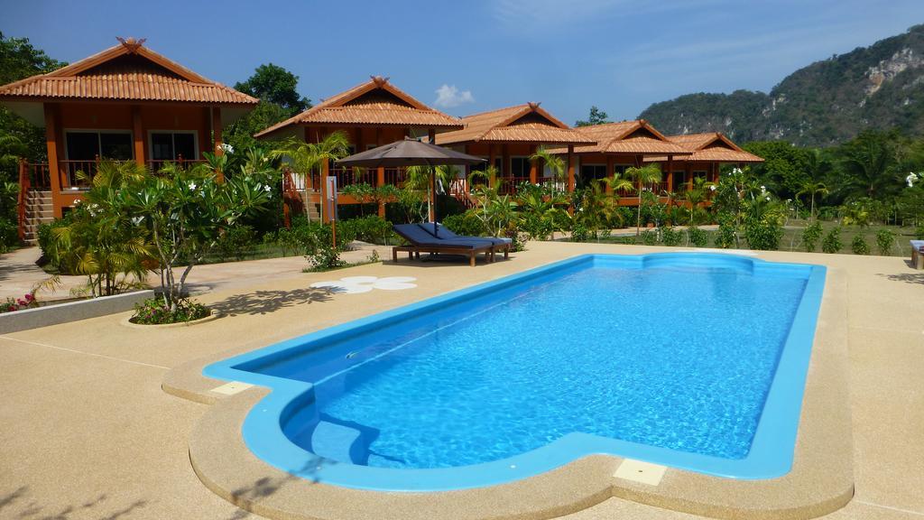 Khao Sok Jasmine Garden Resort - Sha Certified Khao Sok National Park Екстер'єр фото