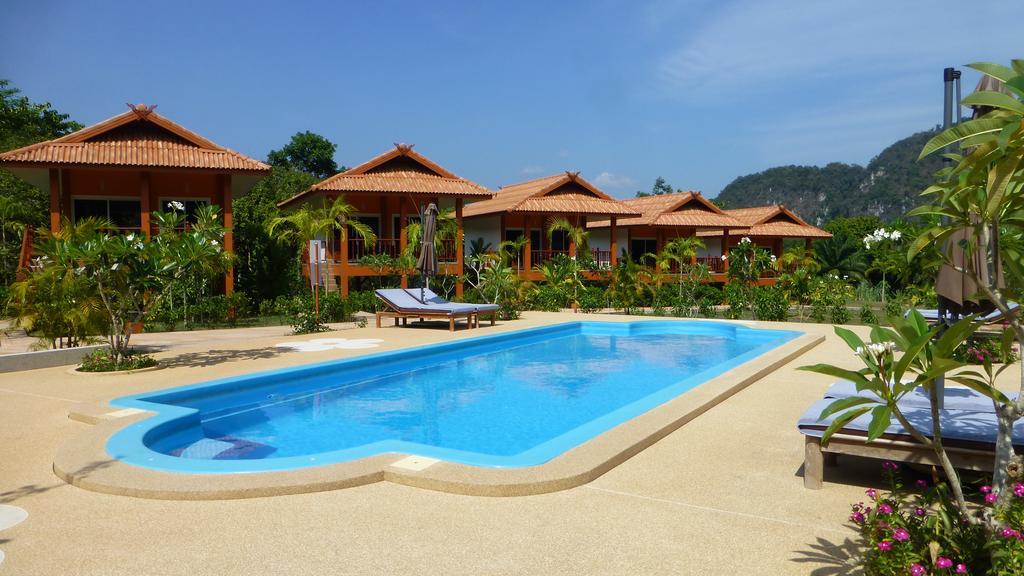 Khao Sok Jasmine Garden Resort - Sha Certified Khao Sok National Park Екстер'єр фото